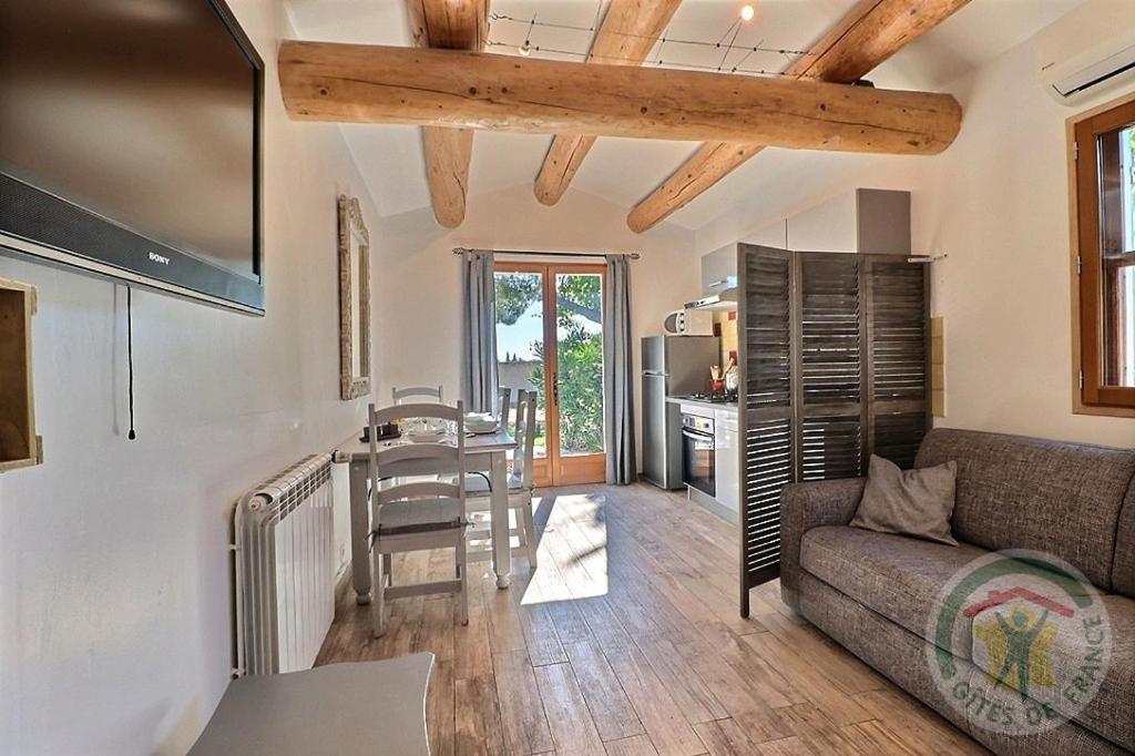 Mas De Plisset Apartment Saint-Gilles (Gard)